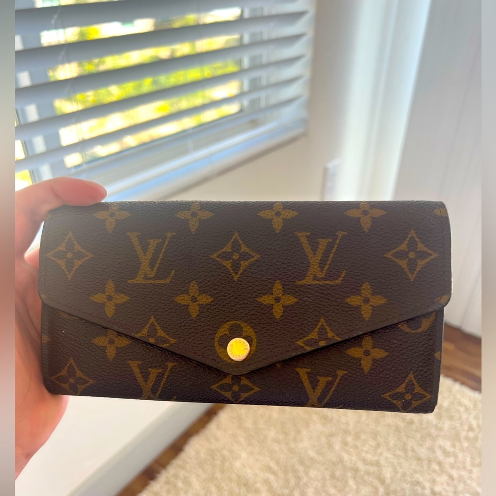 Sarah Monogram LV Wallet